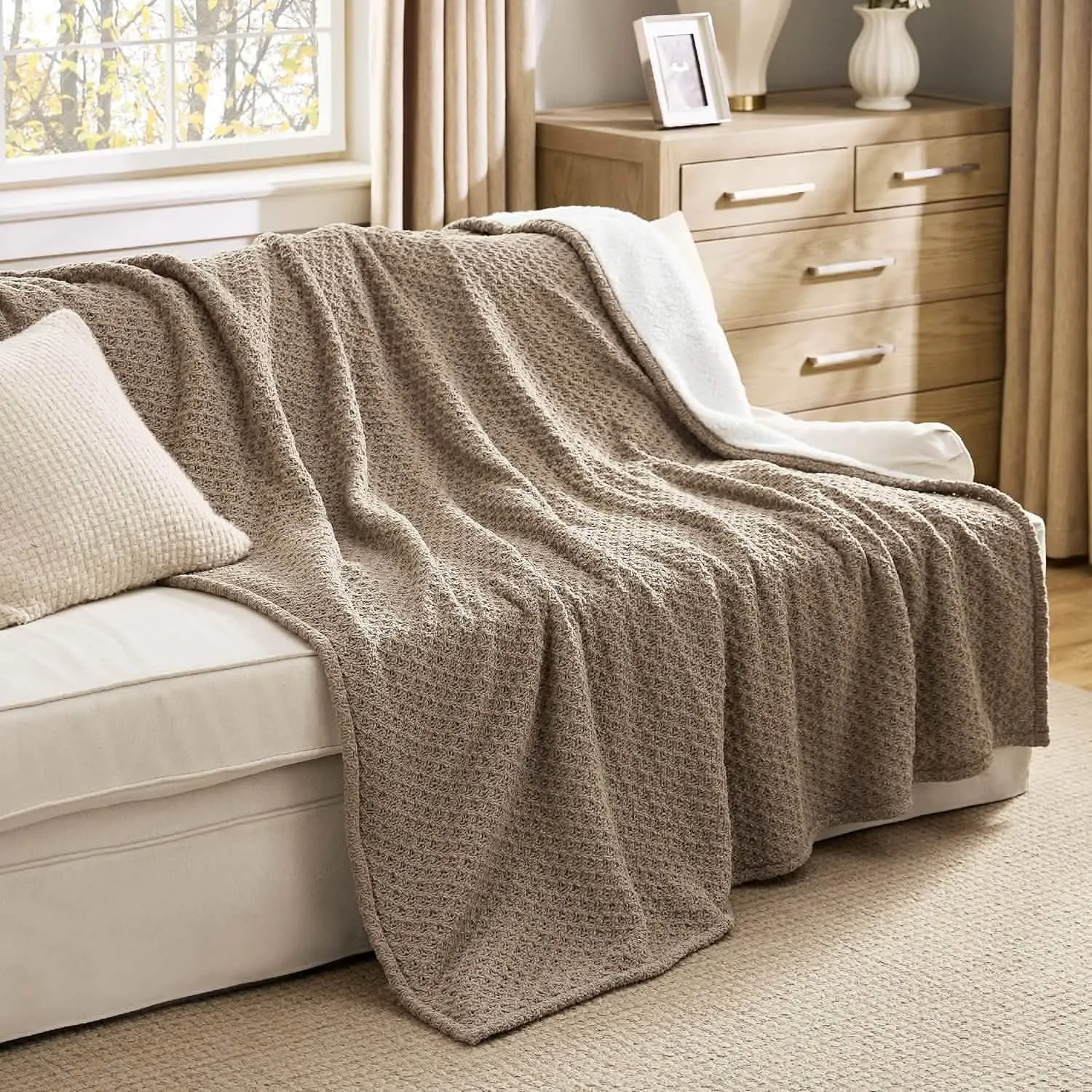 Bedsure Knit Sherpa Reversible Throw Blanket-Grid