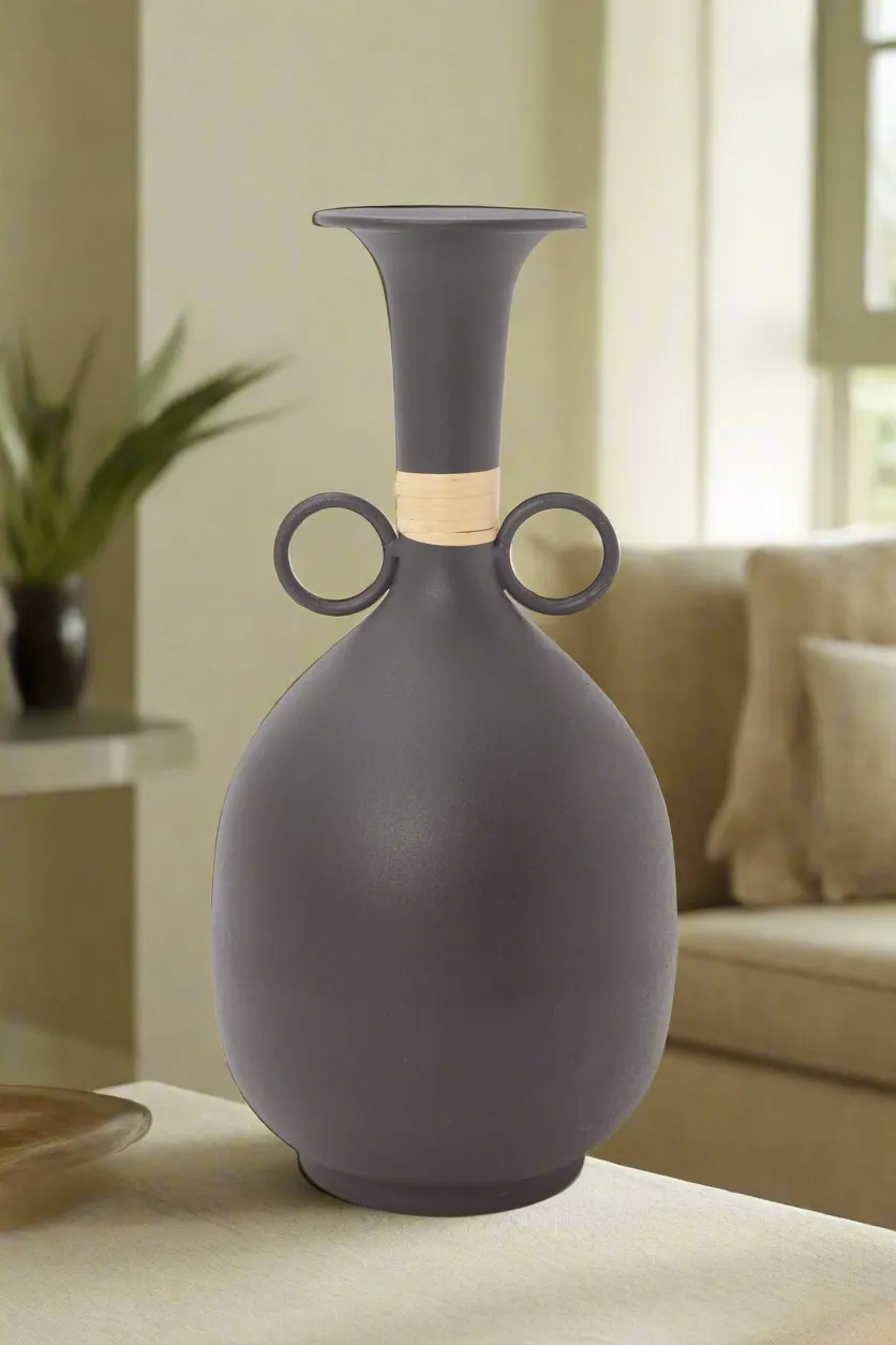 Black Plain Décor Vase(M)