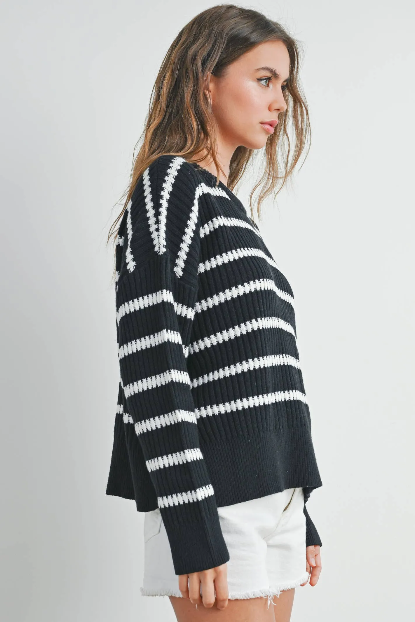 BOAT NECK STRIPED KNIT SWEATER