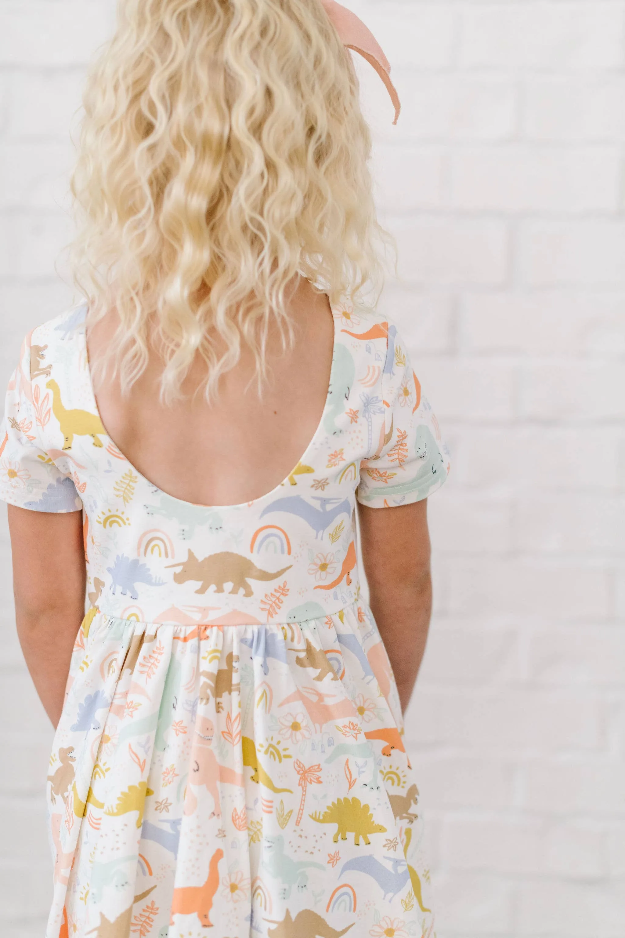 Classic Scoop Twirl in Dainty Dinos