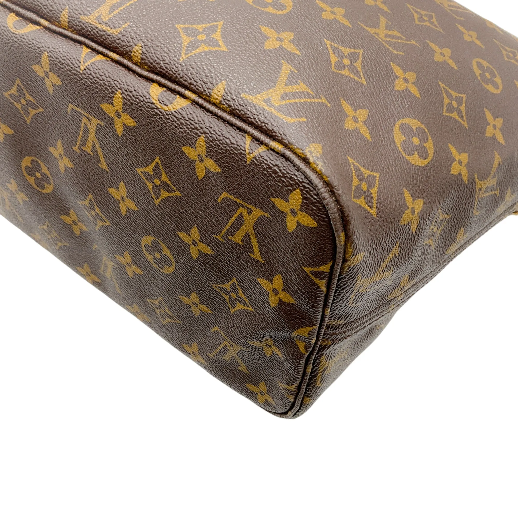 Louis Vuitton Monogram Canvas Neverfull MM Tote