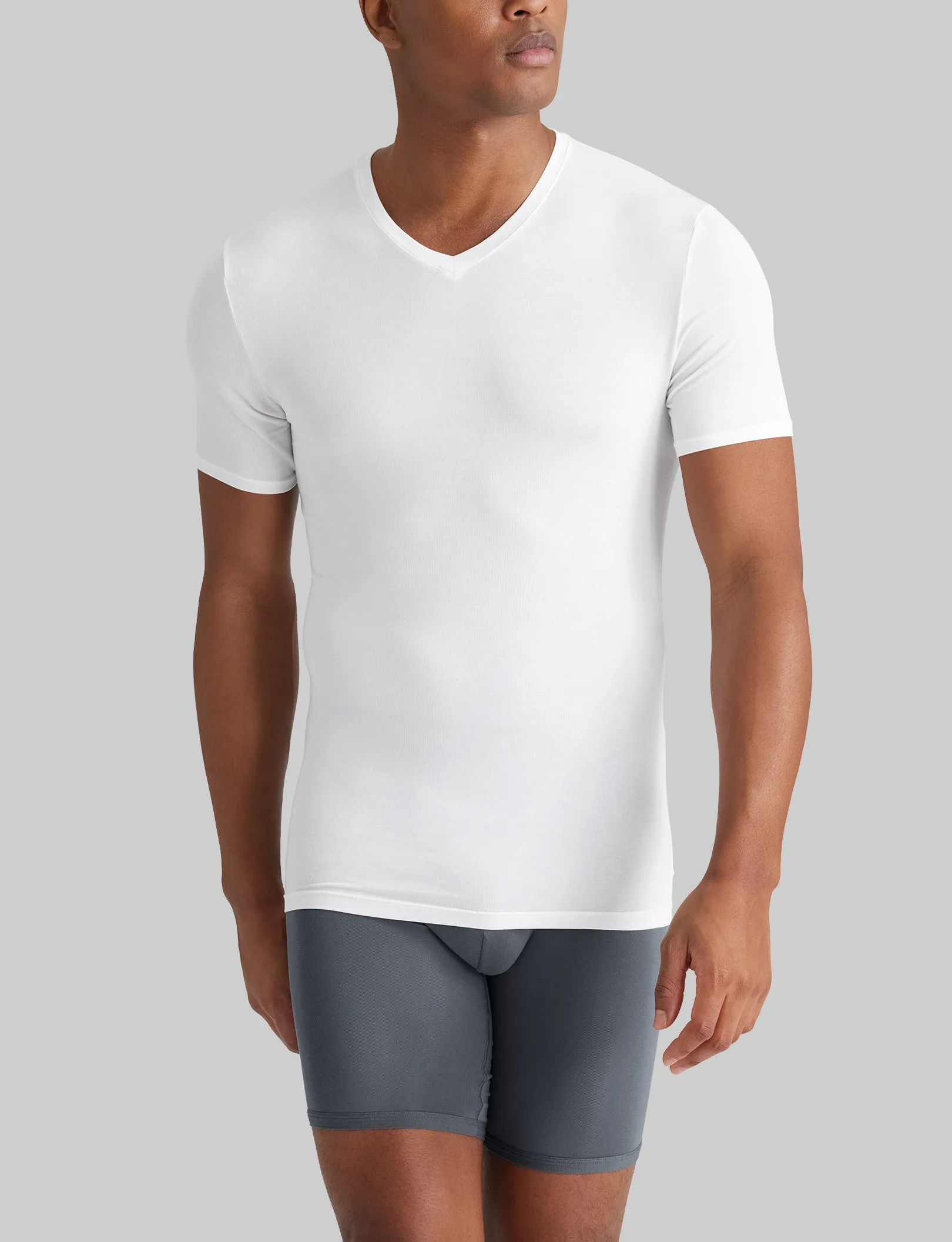 Second Skin High V-Neck Stay-Tucked Undershirt